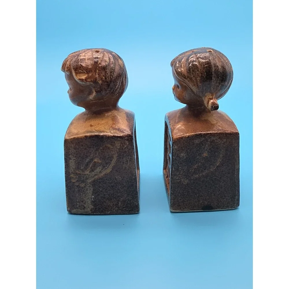 Vintage 1970s Boy‎ & Girl Salt & Pepper Shaker Set 4